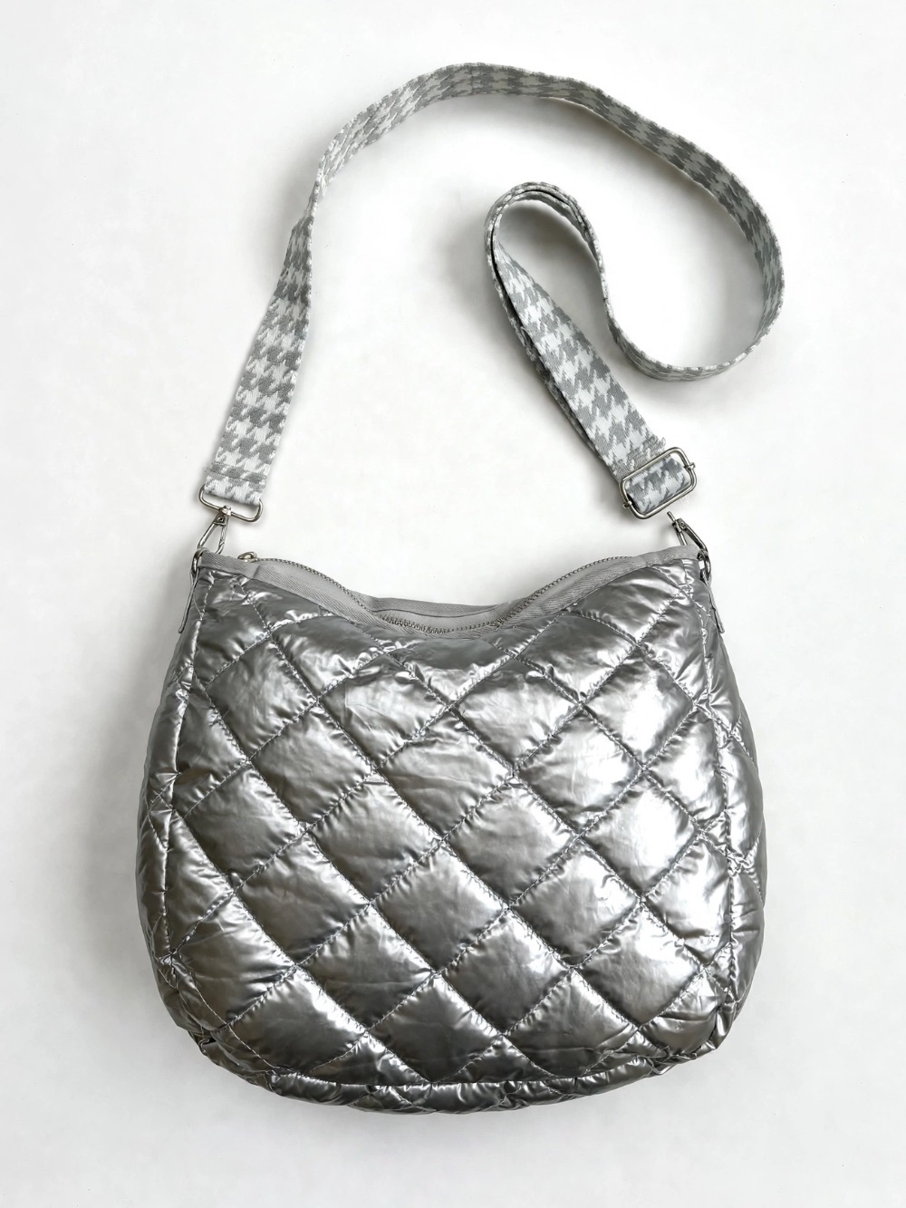 Silver puffer bag